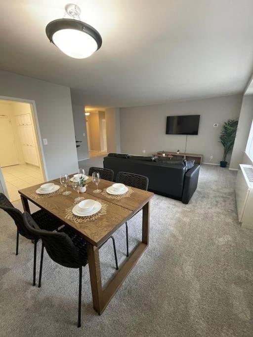 Charming Apartment At Crystal City With Amazing Amenities Arlington Extérieur photo