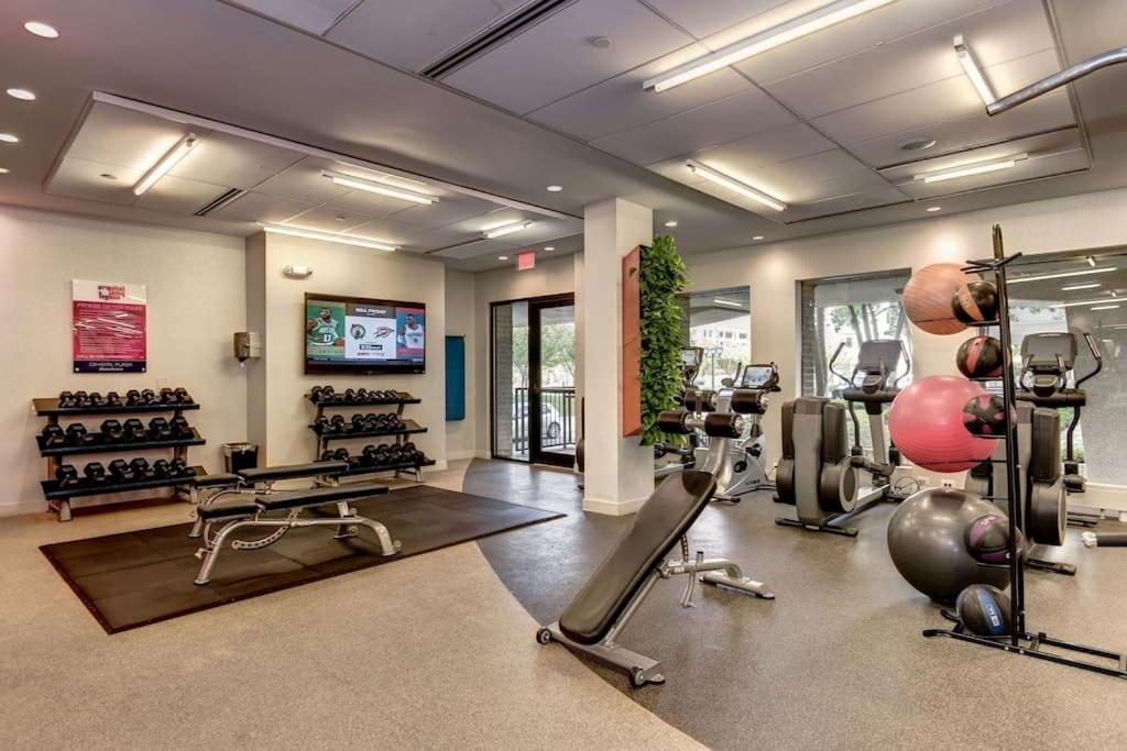 Charming Apartment At Crystal City With Amazing Amenities Arlington Extérieur photo