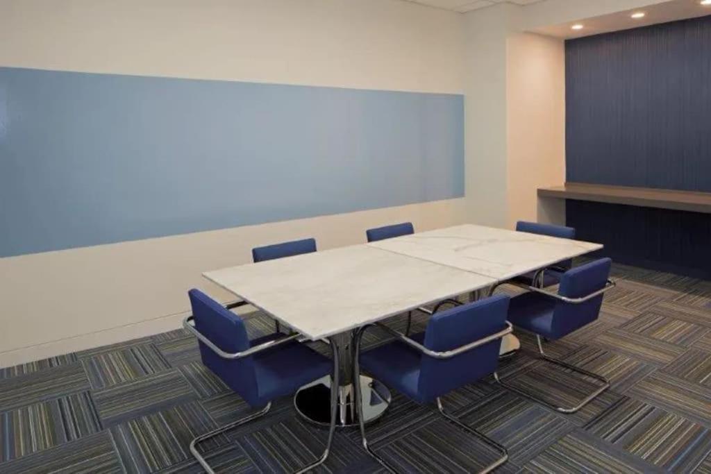 Charming Apartment At Crystal City With Amazing Amenities Arlington Extérieur photo